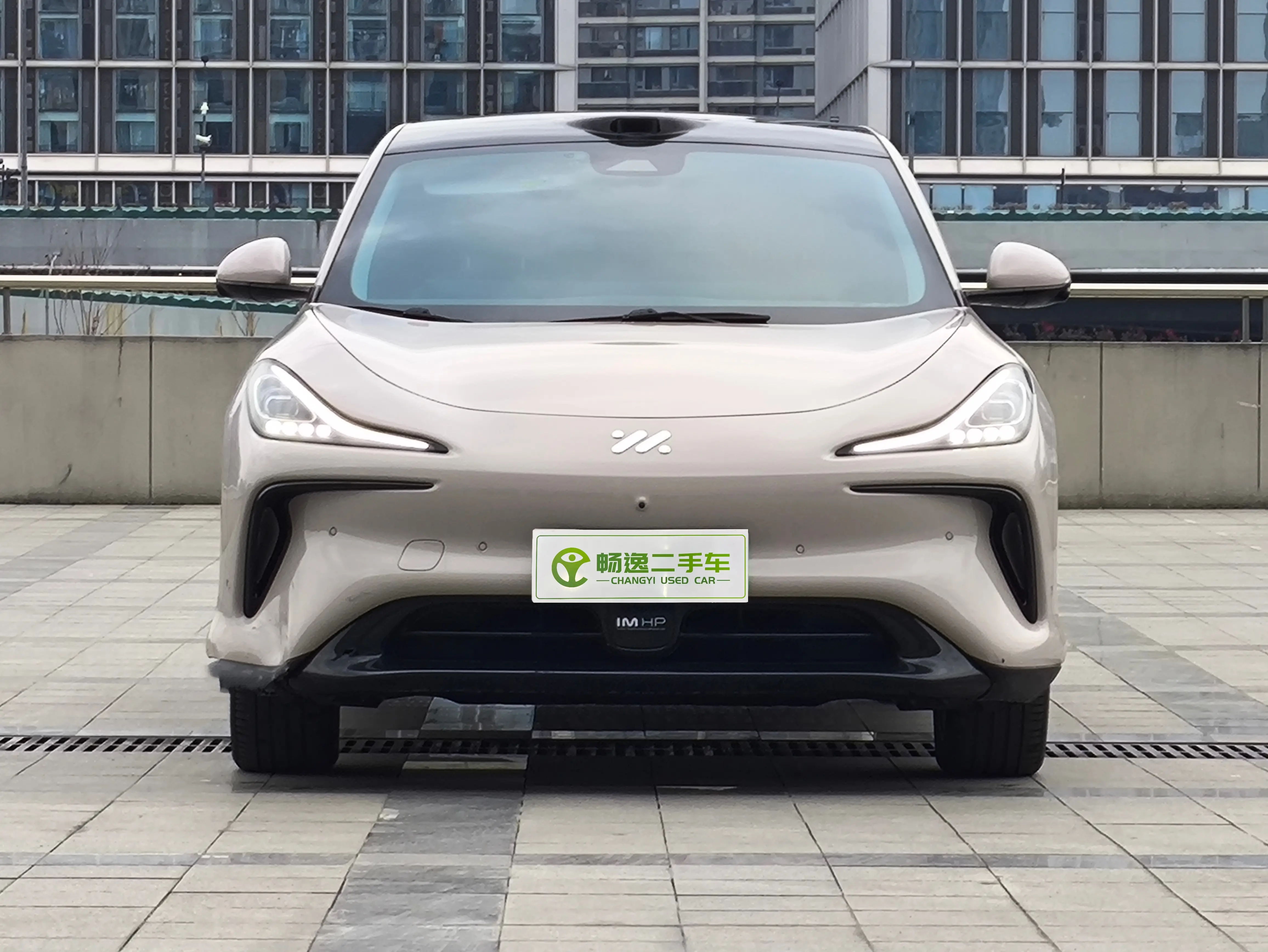 Zhiji LS6  из Китая