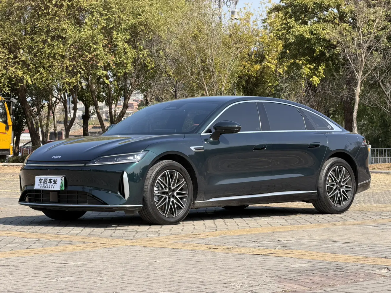 Chery Fengyun A9L  из Китая