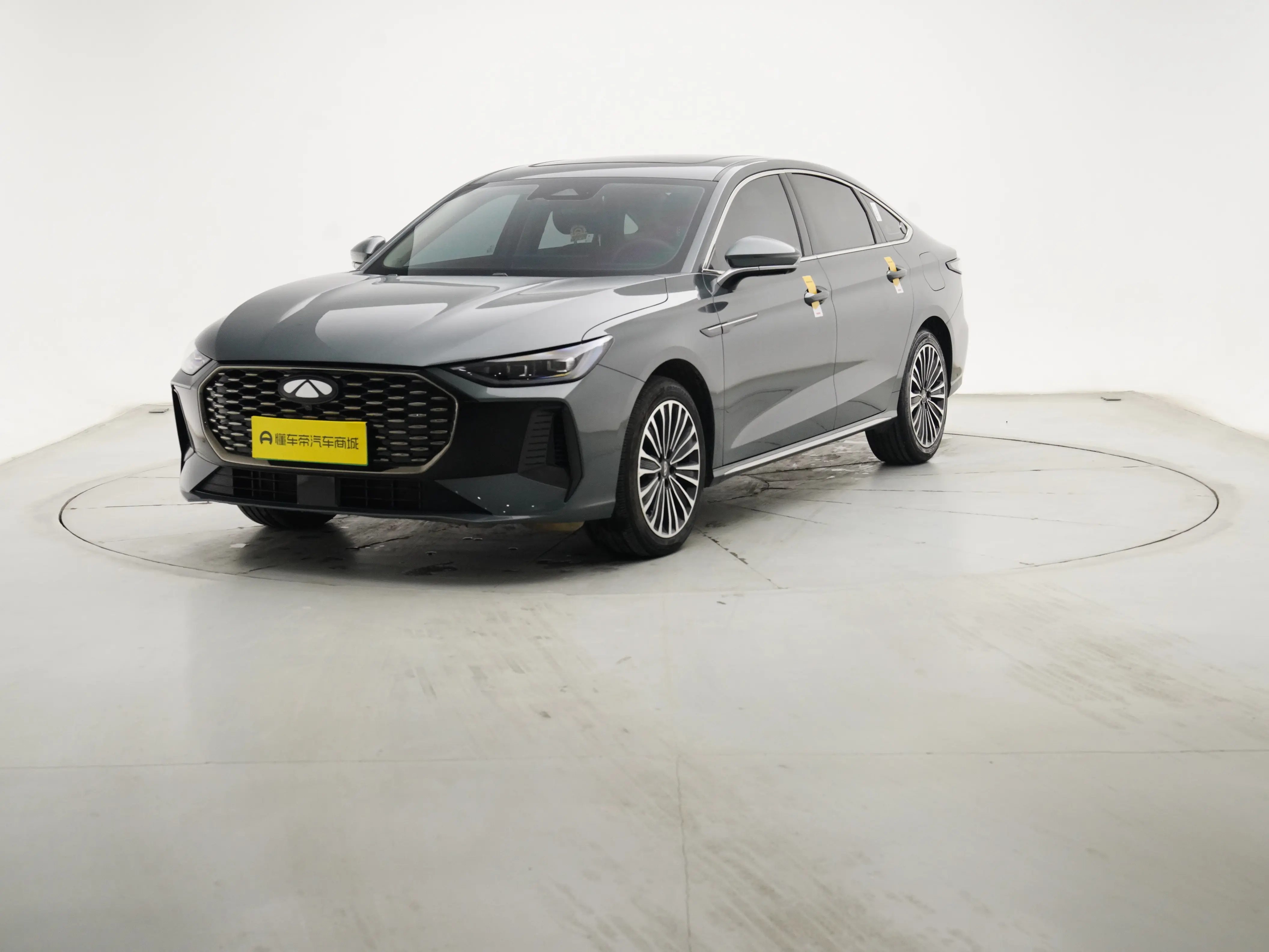 Chery Fengyun A8L  из Китая