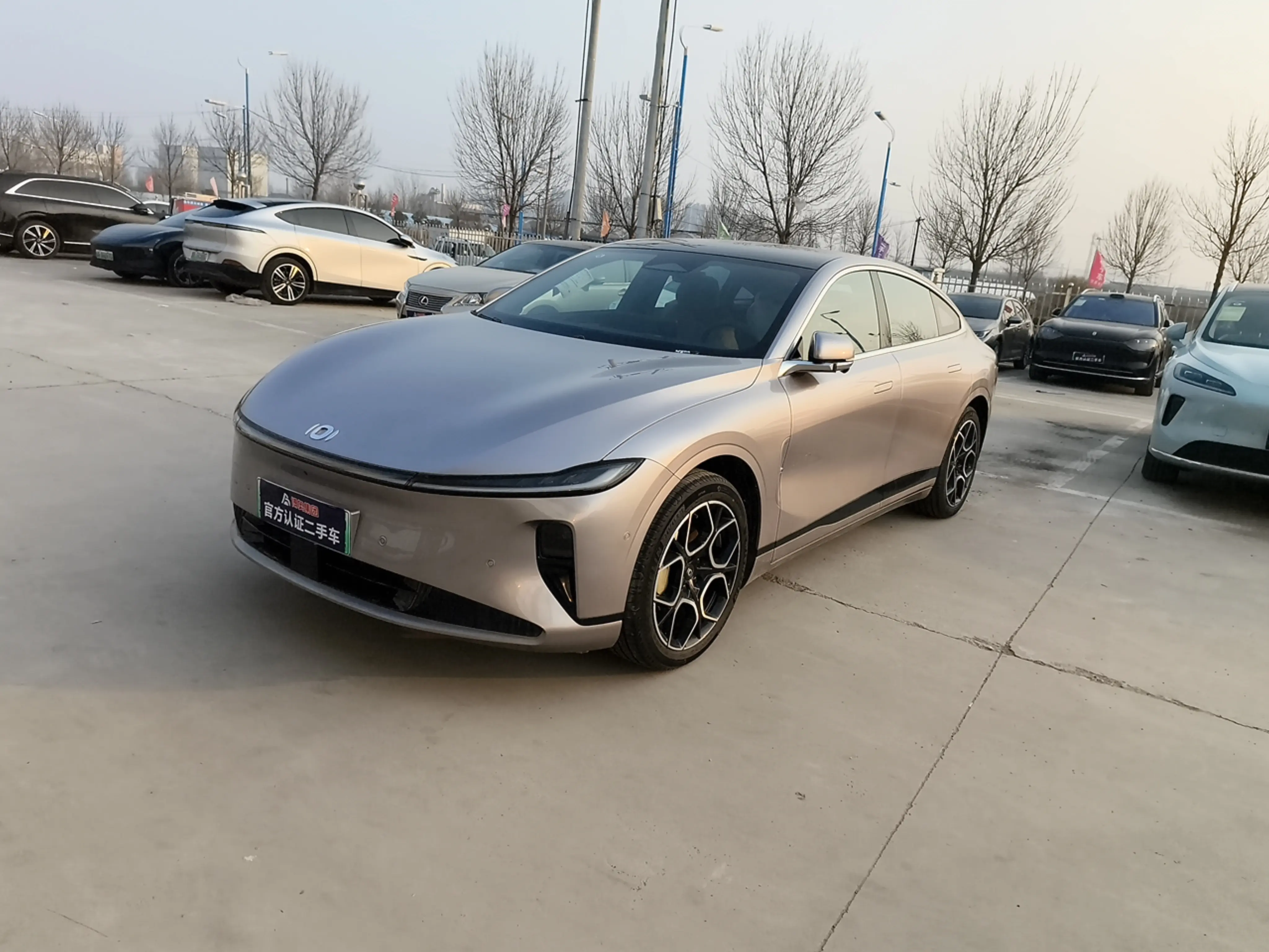 Changan Qiyuan A07  из Китая