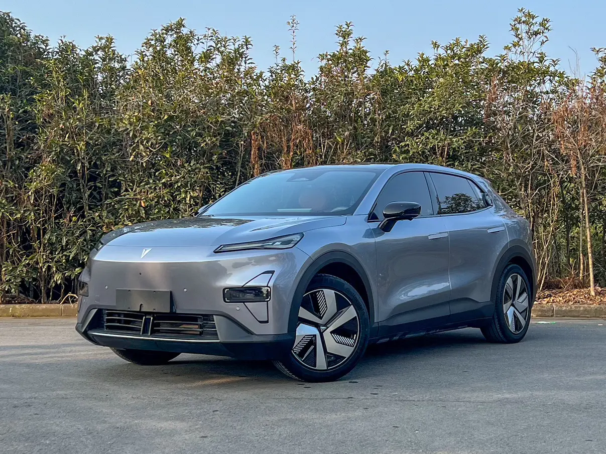 Deepal Dark blue S05  из Китая