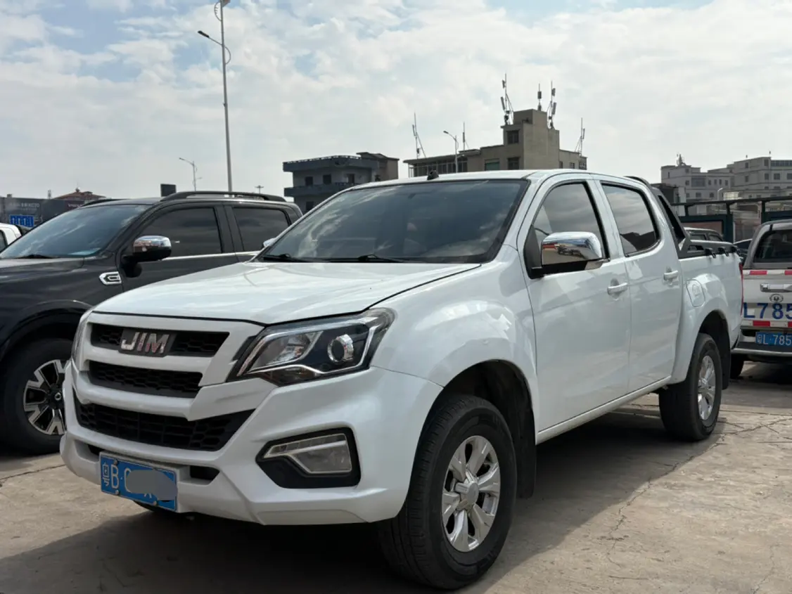 Isuzu RE-MAX  из Китая