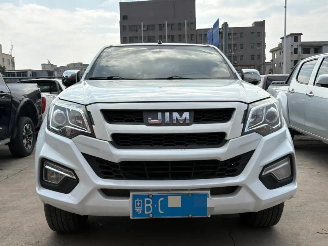 Isuzu RE-MAX  из Китая