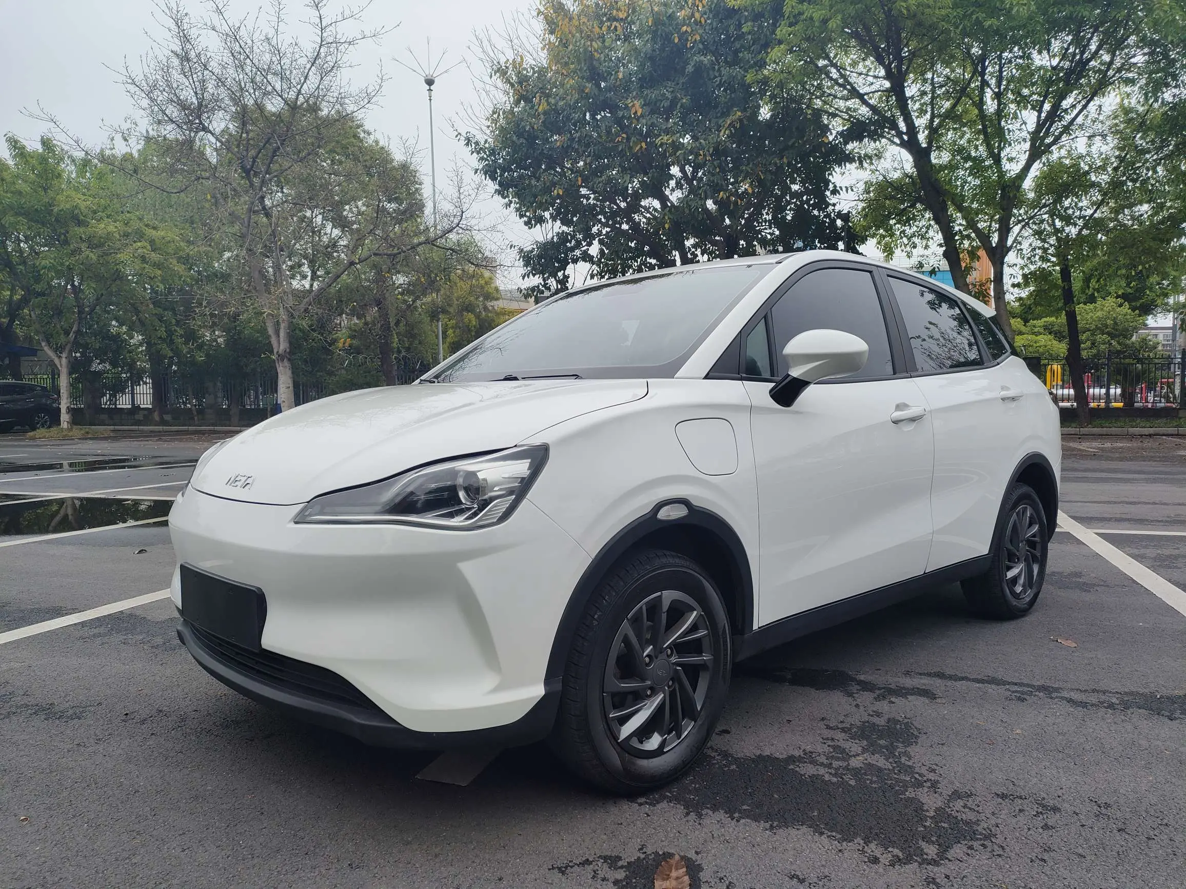 NETA Nezha V  из Китая