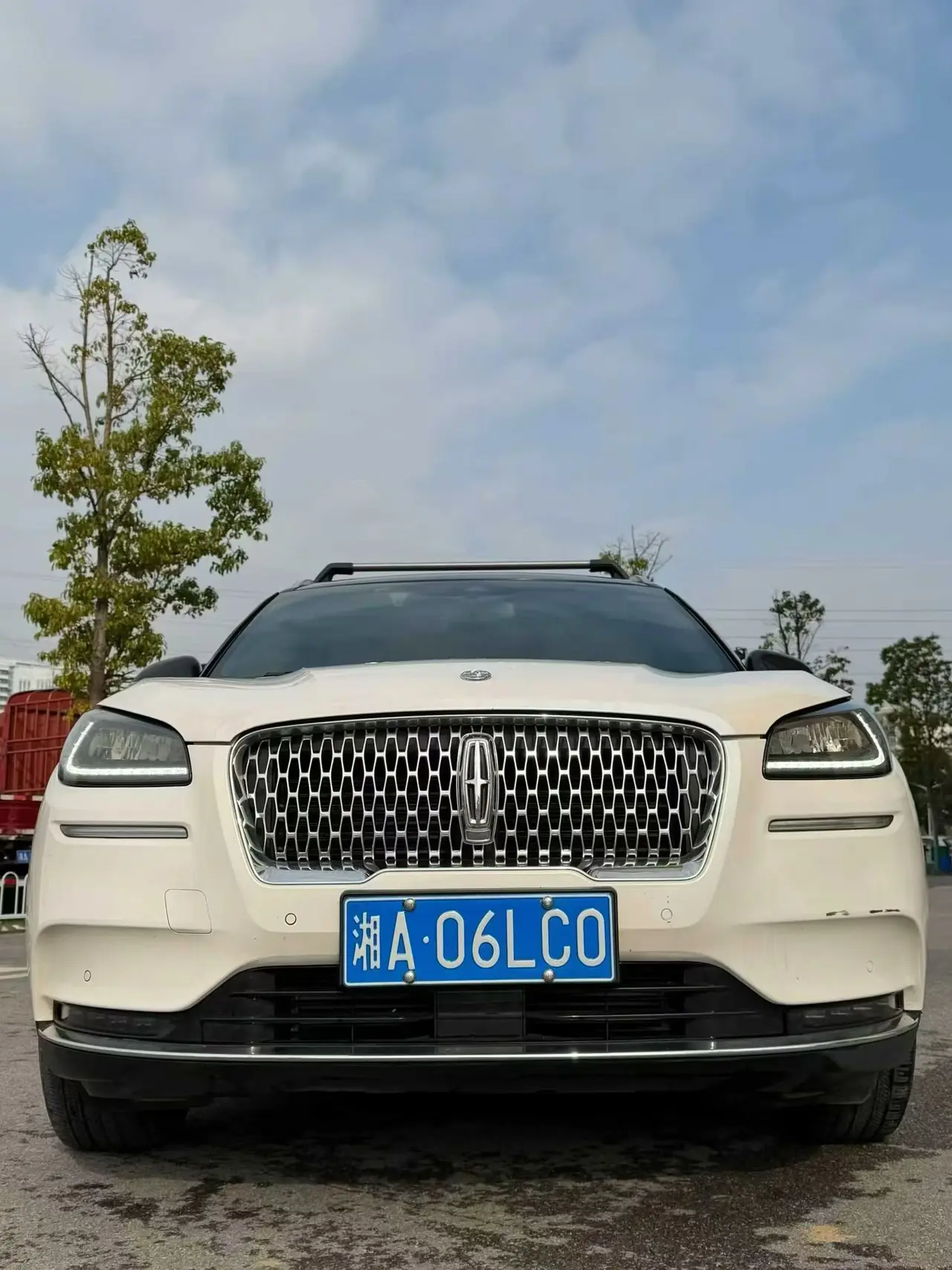 Lincoln Adventurer  из Китая