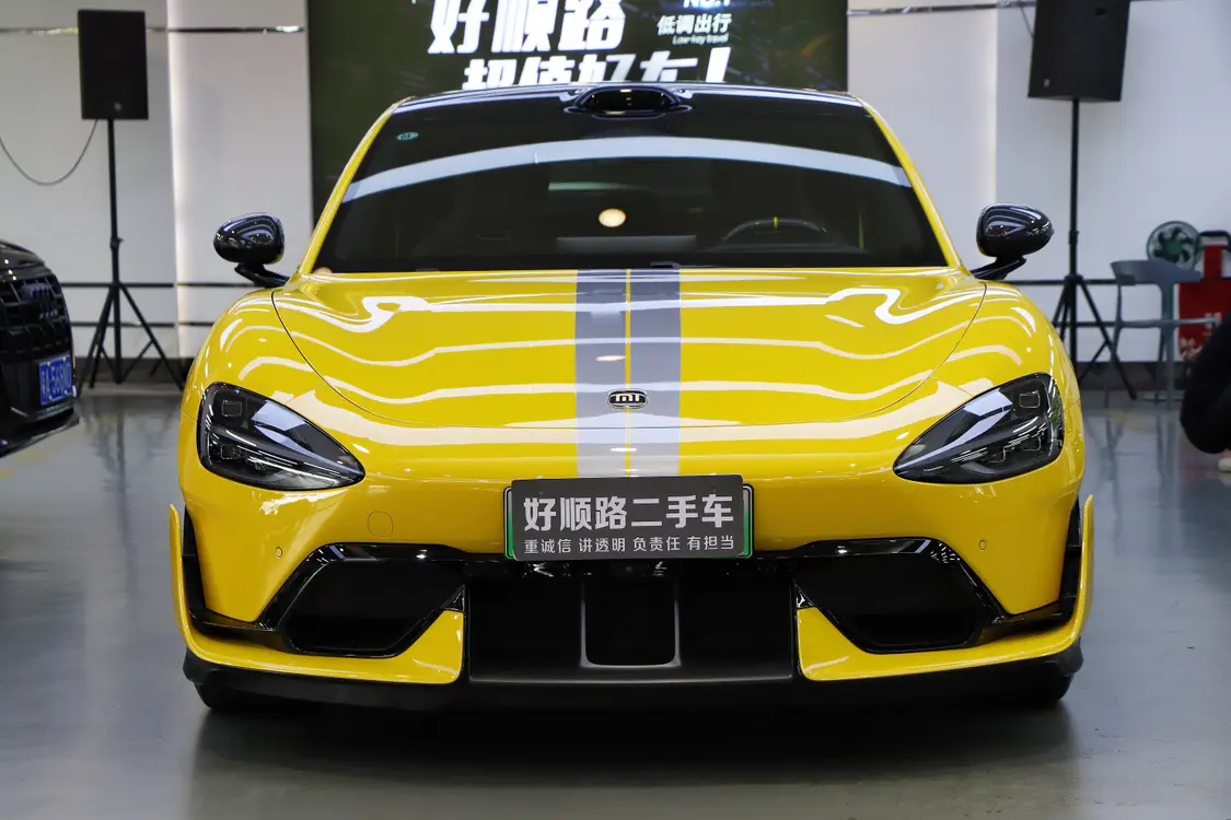 Xiaomi car Xiaomi SU7 Ultra  из Китая