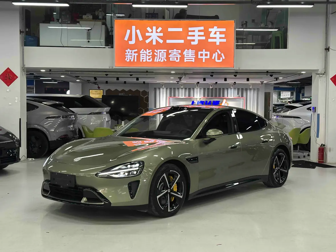 Xiaomi car Xiaomi SU7  из Китая