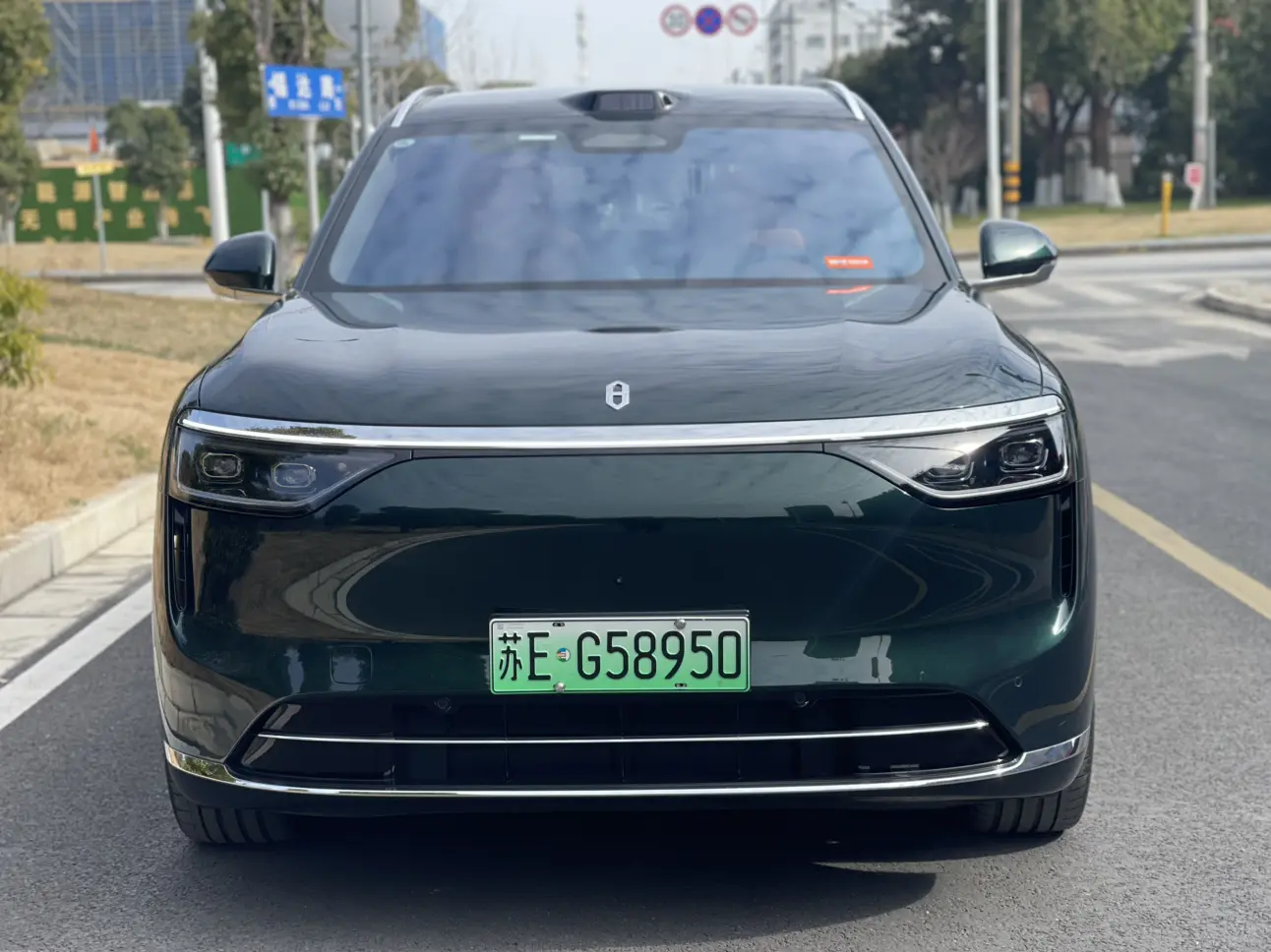 AITO QJM8  из Китая