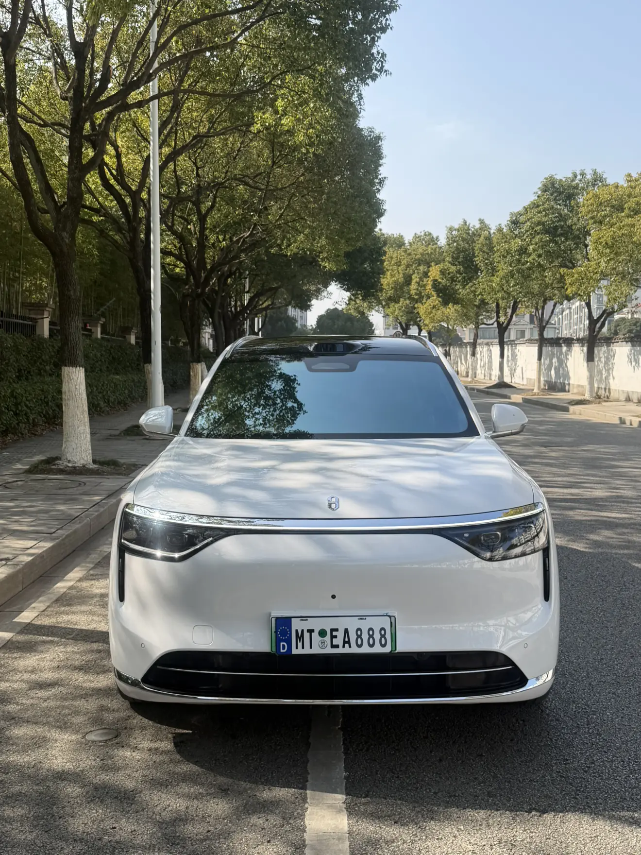 AITO QJM8  из Китая