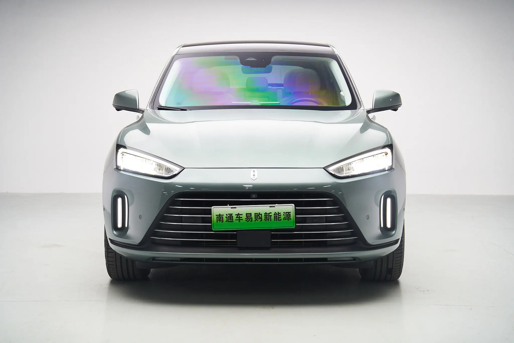 AITO M5 (Wenjie M5)  из Китая