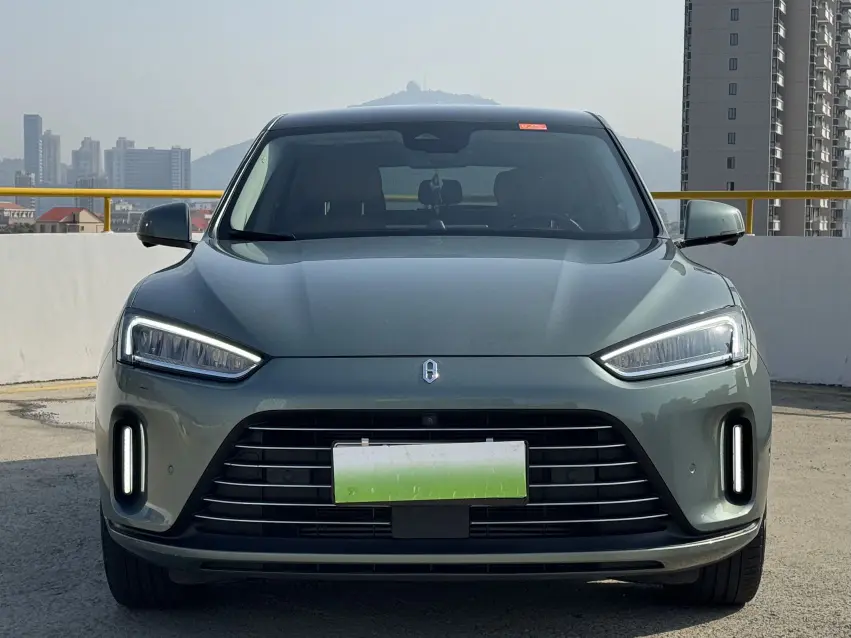 AITO M5 (Wenjie M5)  из Китая