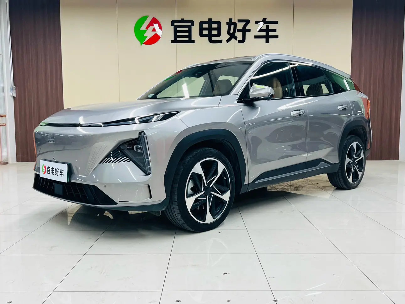 Geely Galaxy L7  из Китая