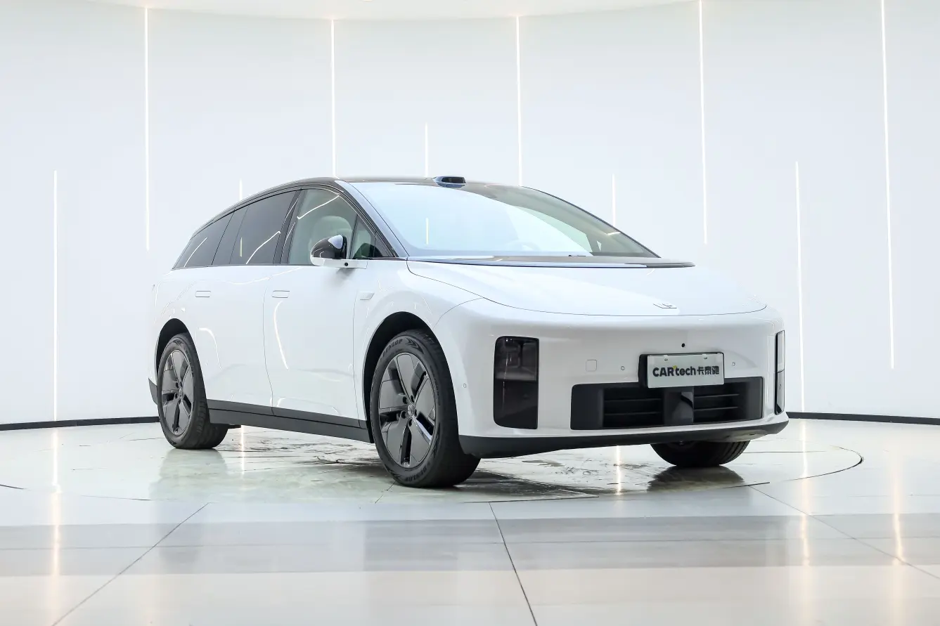 Li Ideal i6  из Китая