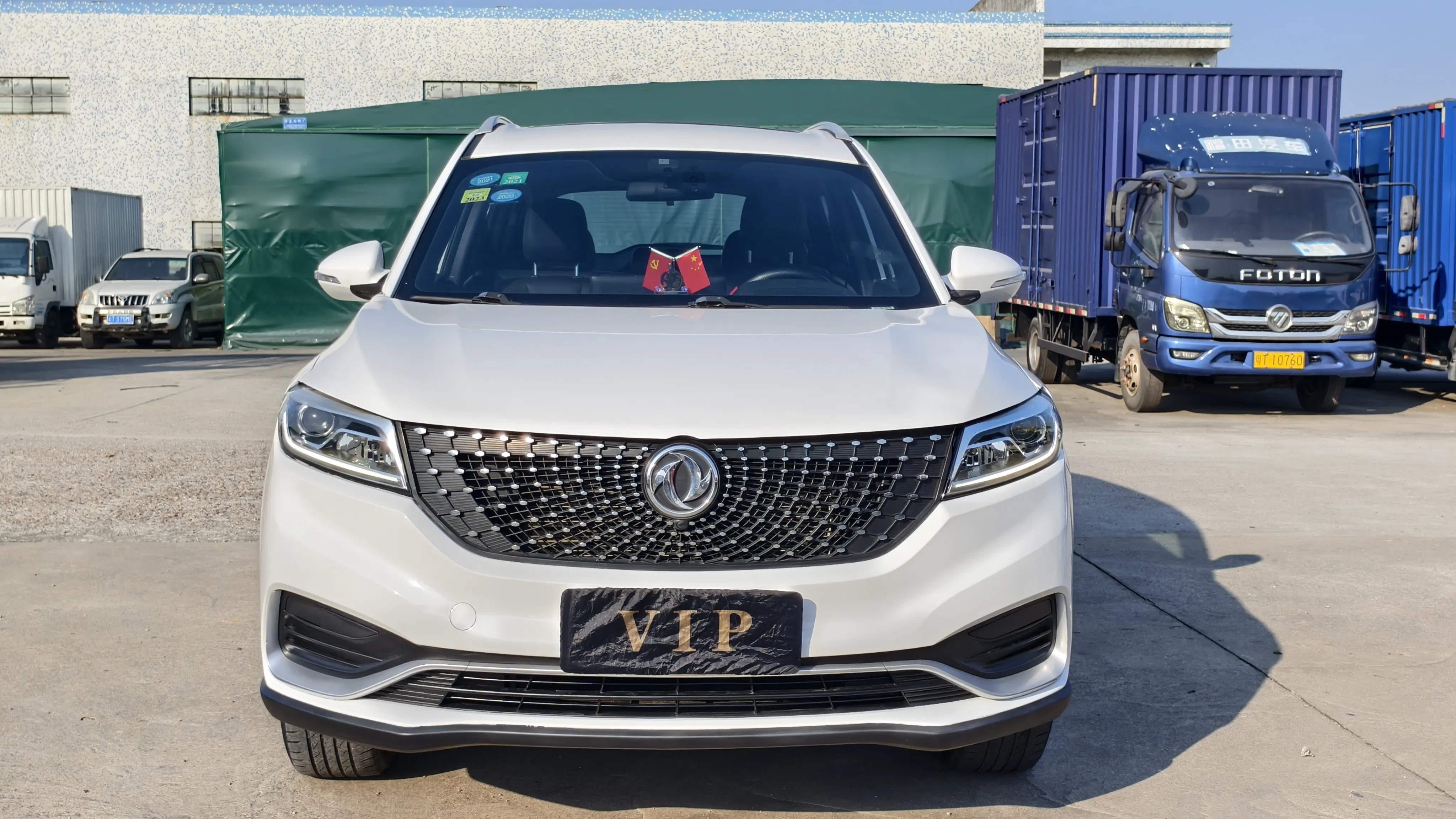 Dongfeng Fengguang 580Pro  из Китая