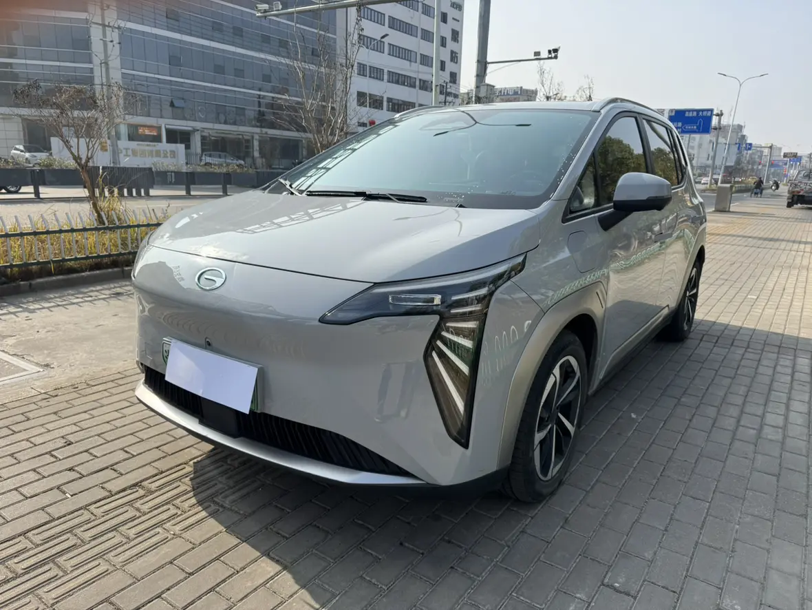 AION Y  из Китая