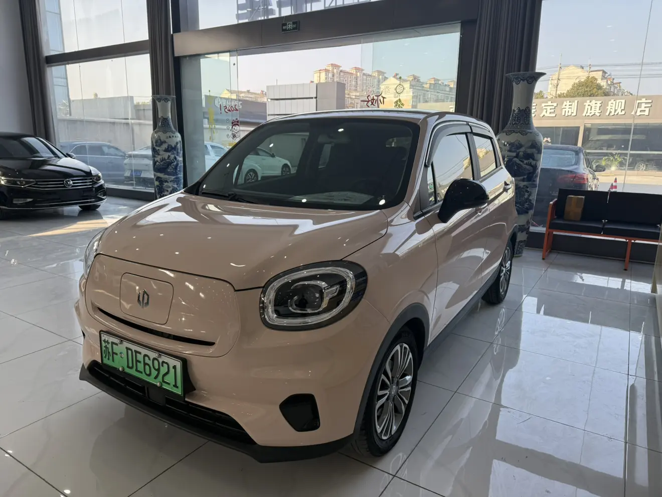 Leapmotor Zero running T03  из Китая