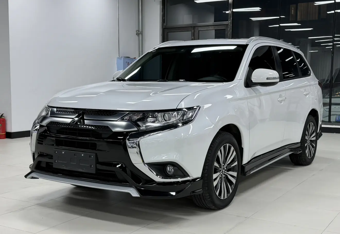 Mitsubishi Outlander  из Китая
