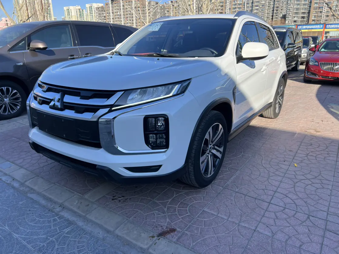 Mitsubishi Jinxuan ASX  из Китая