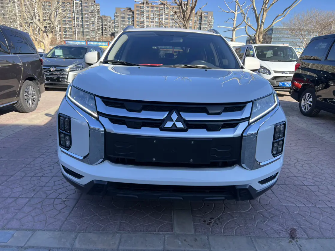 Mitsubishi Jinxuan ASX  из Китая