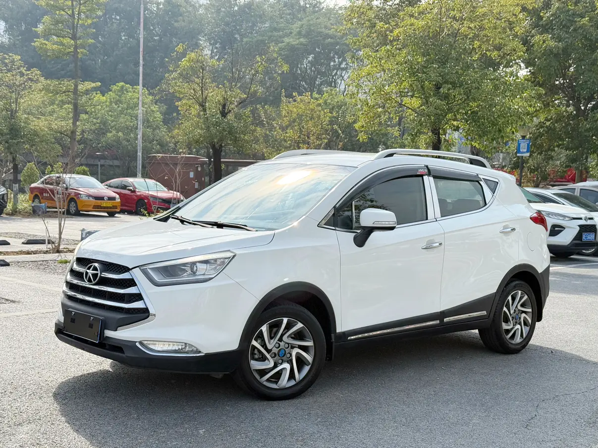 Jiangxi Ruifeng S3  из Китая