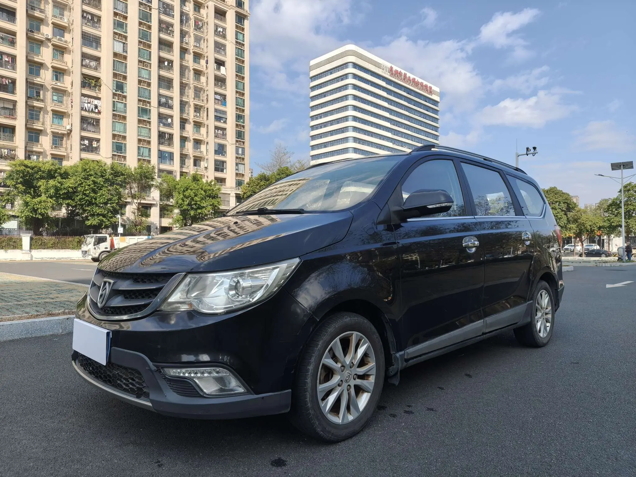 Baojun 730  из Китая