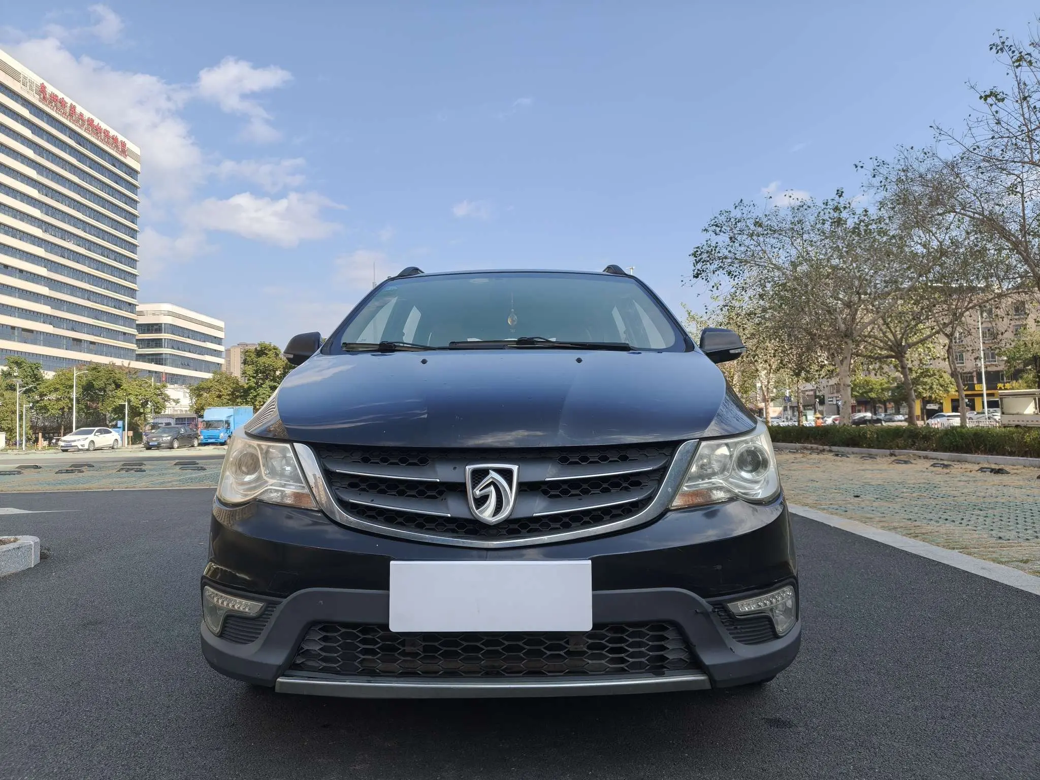 Baojun 730  из Китая