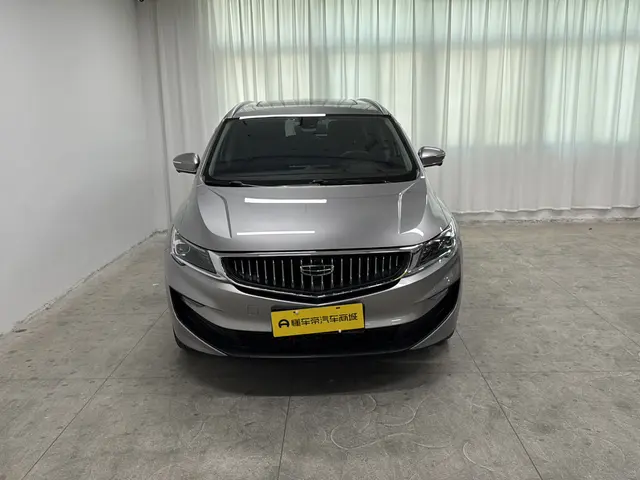 Geely Jiaji PHEV  из Китая