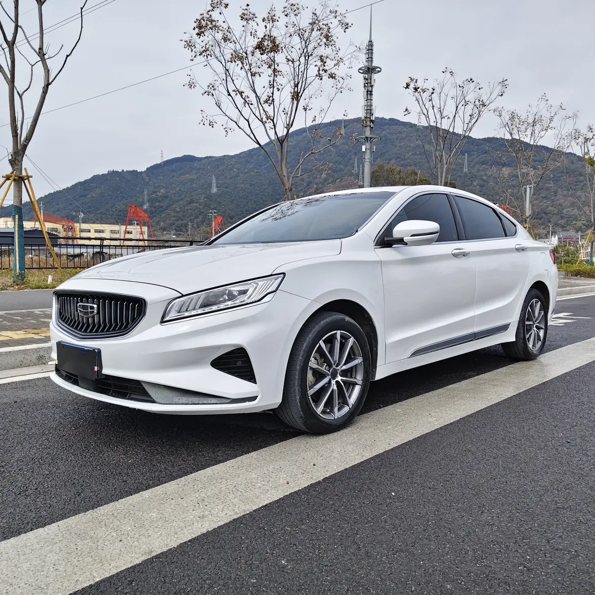 Geely Borui  из Китая