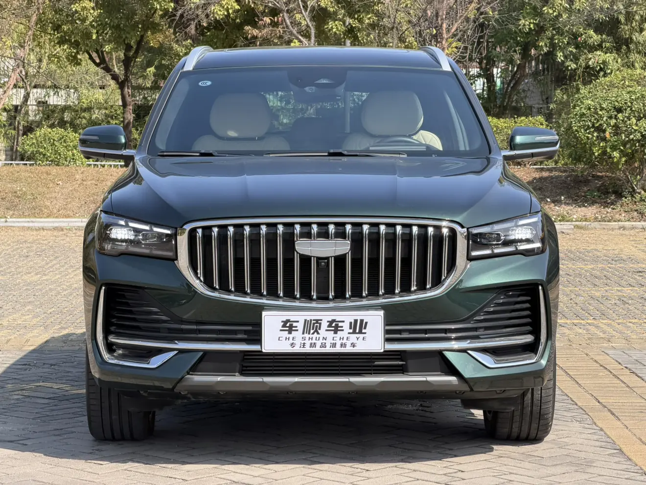 Geely Monjaro (Xingyue L)  из Китая