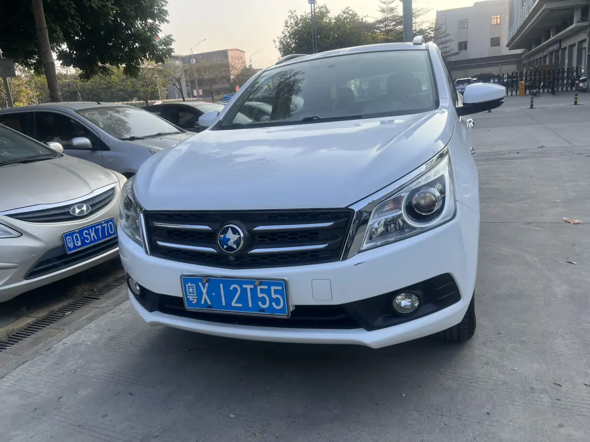 Kai Chen Venucia T70  из Китая