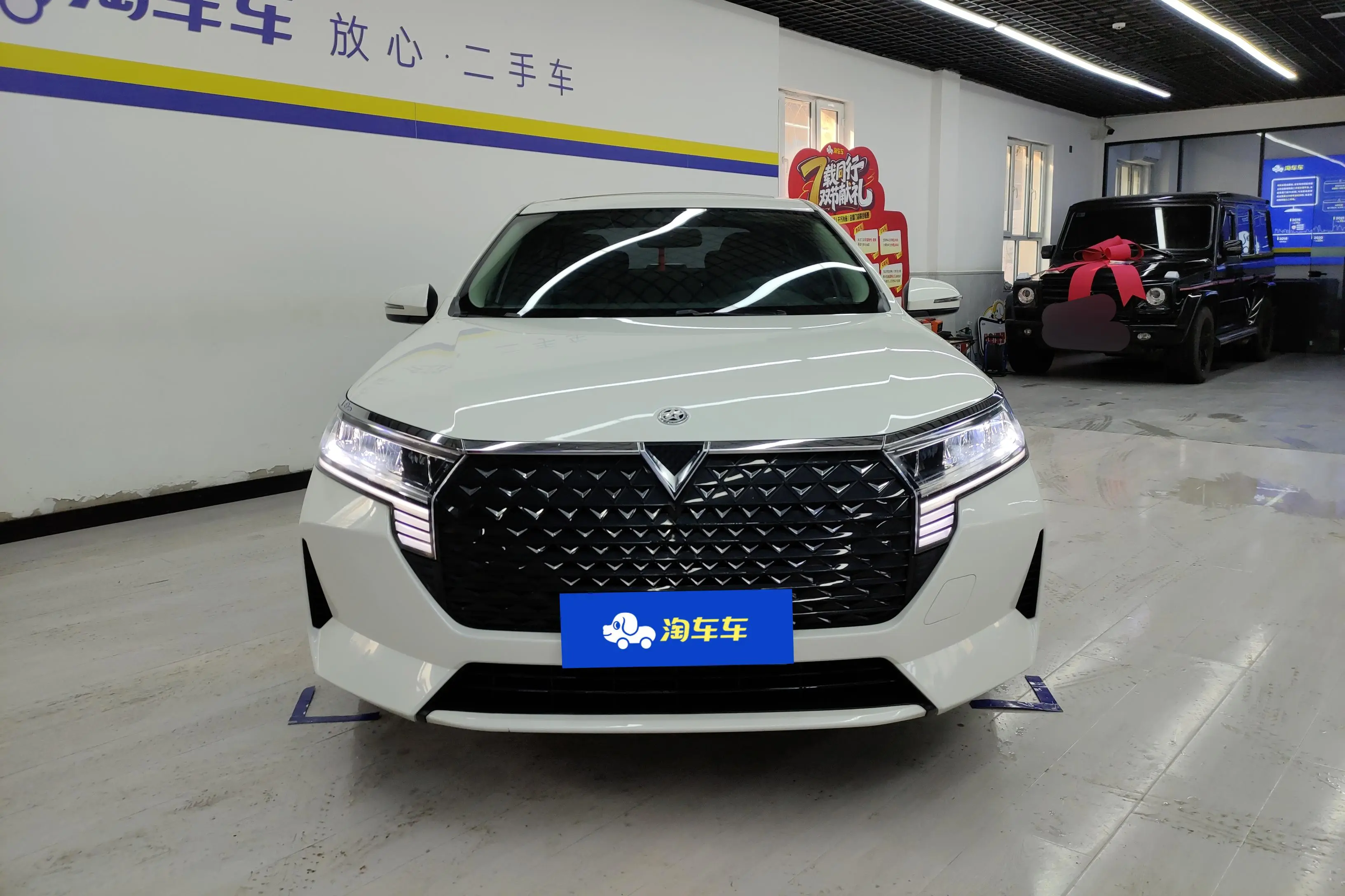 Kai Chen Venucia D60  из Китая