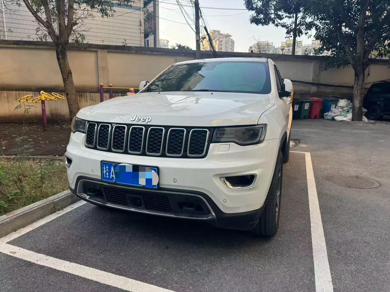 Jeep Grand Cherokee  из Китая