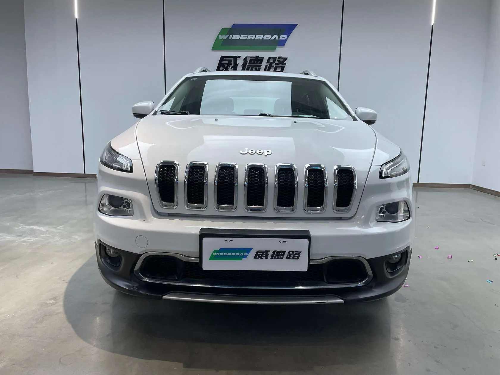 Jeep Cherokee  из Китая