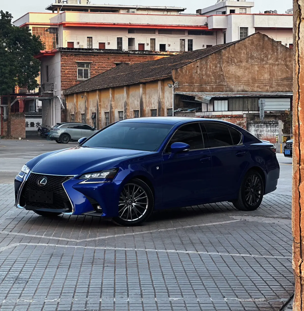 Lexus GS  из Китая