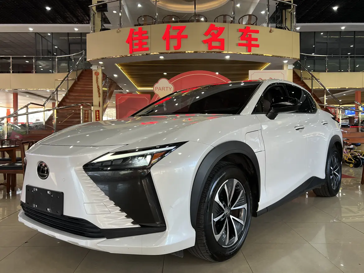 Lexus RZ  из Китая