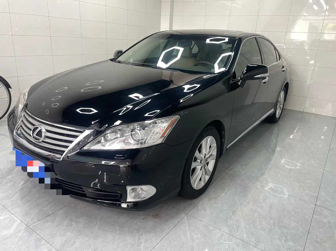 Lexus ES  из Китая