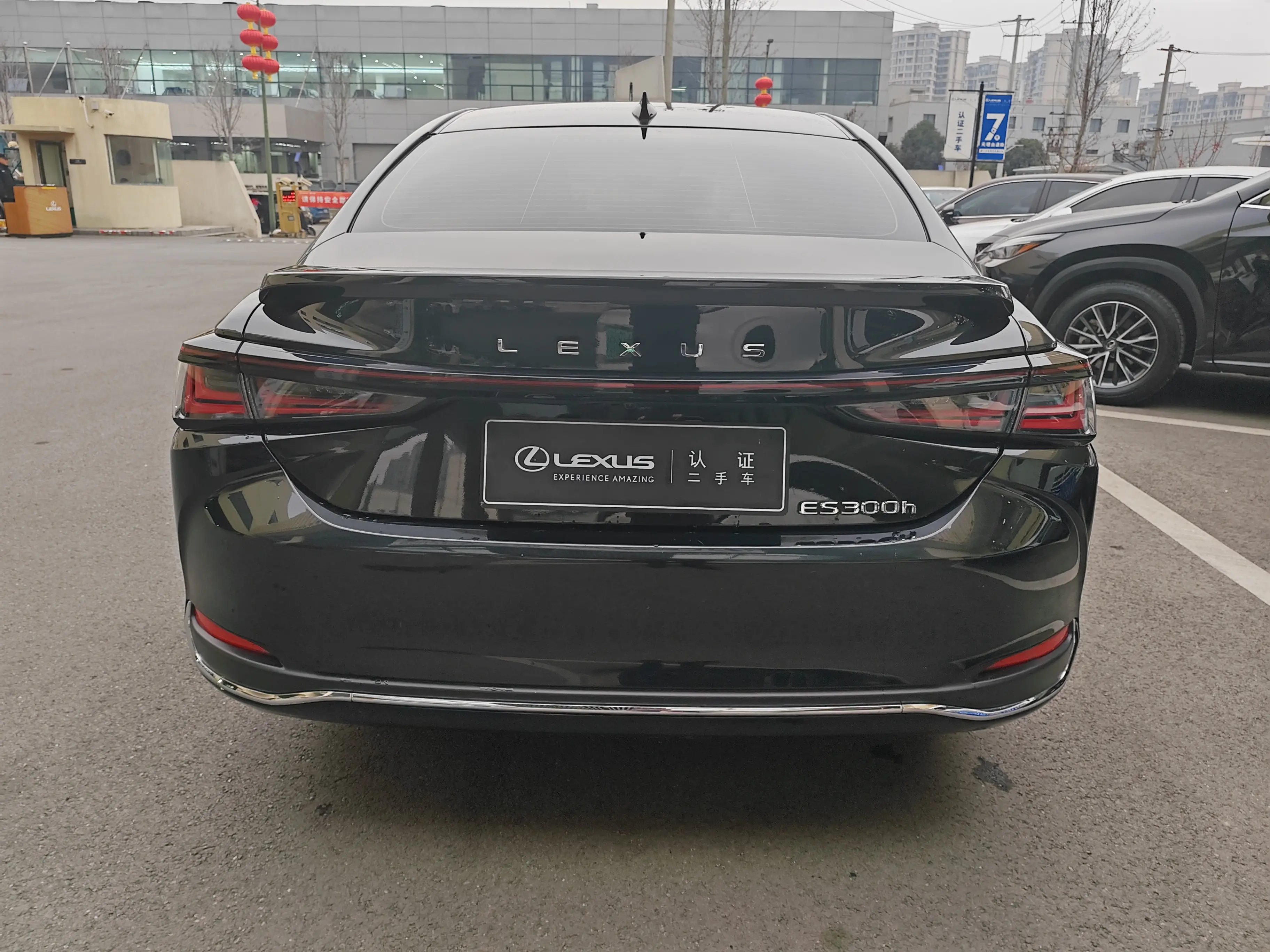 Lexus ES  из Китая