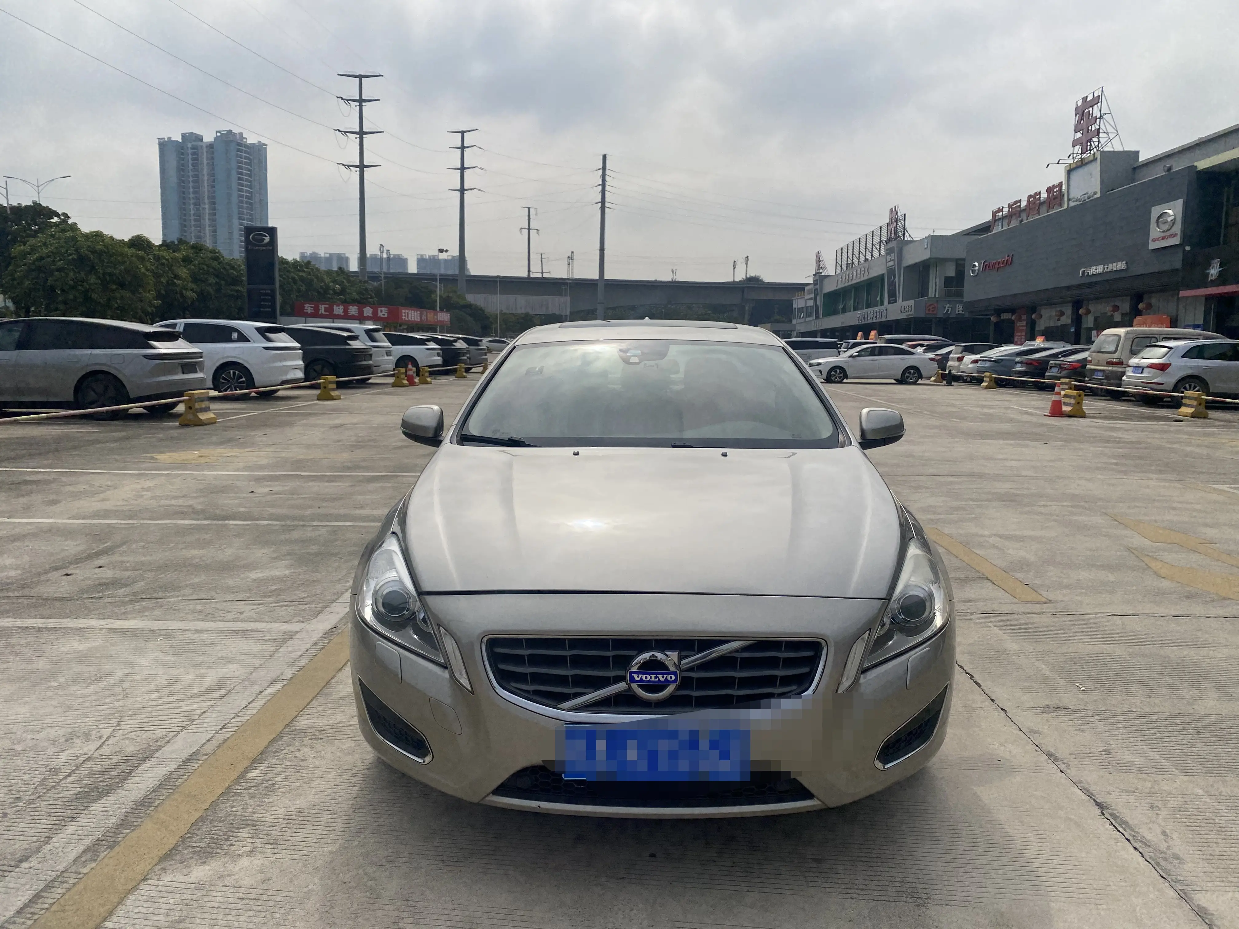 Volvo S60  из Китая