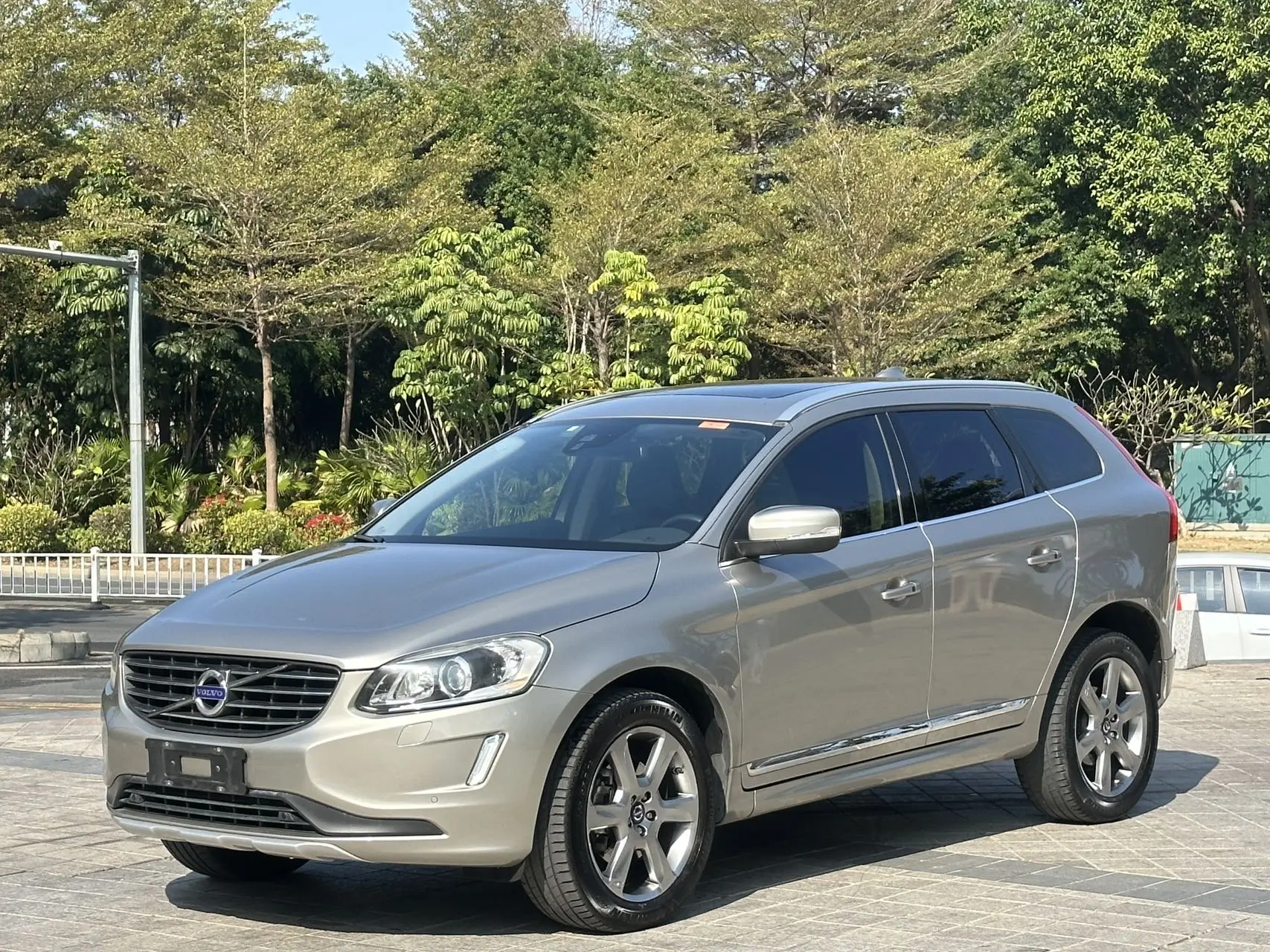 Volvo XC60  из Китая