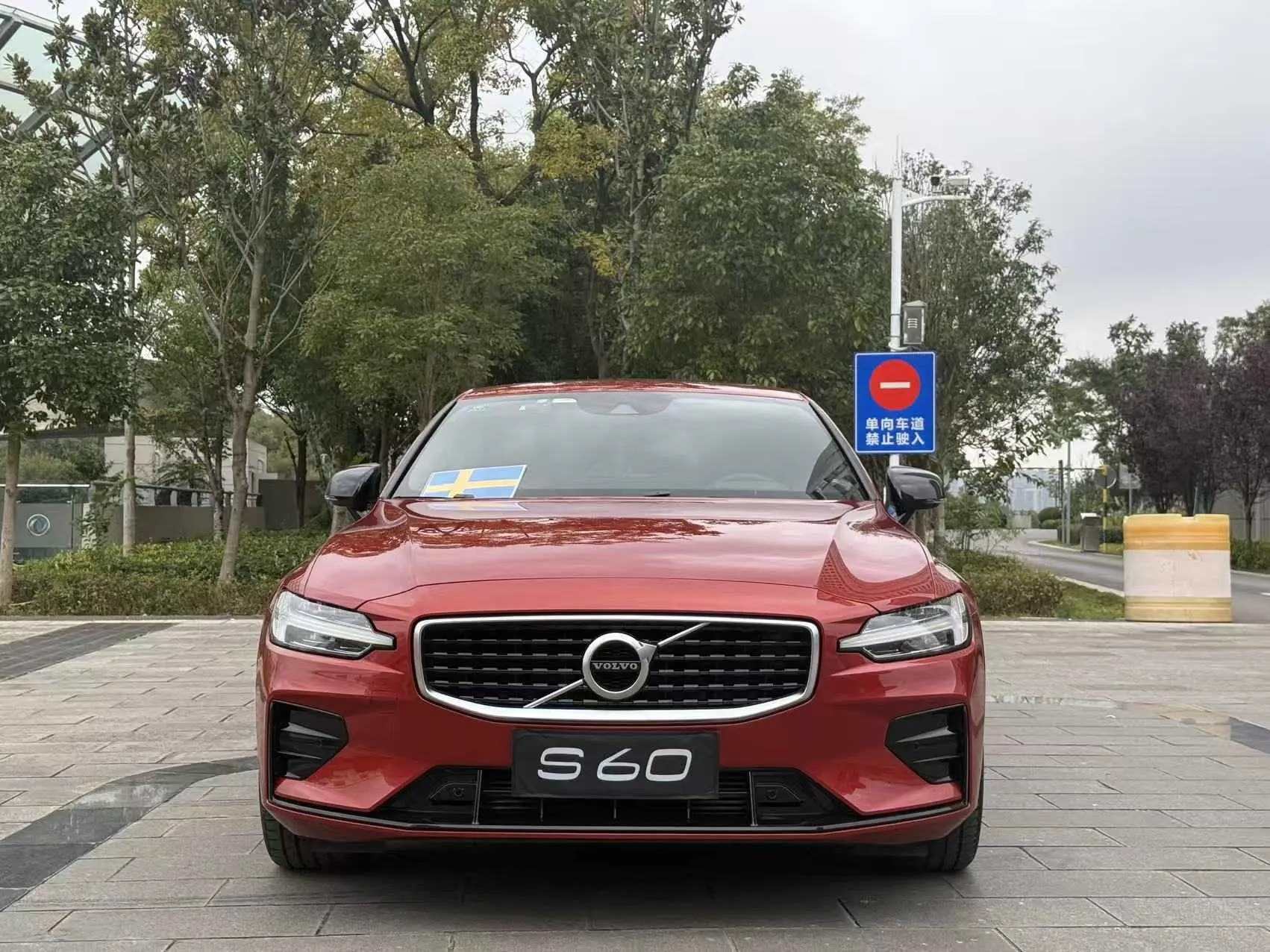 Volvo S60  из Китая