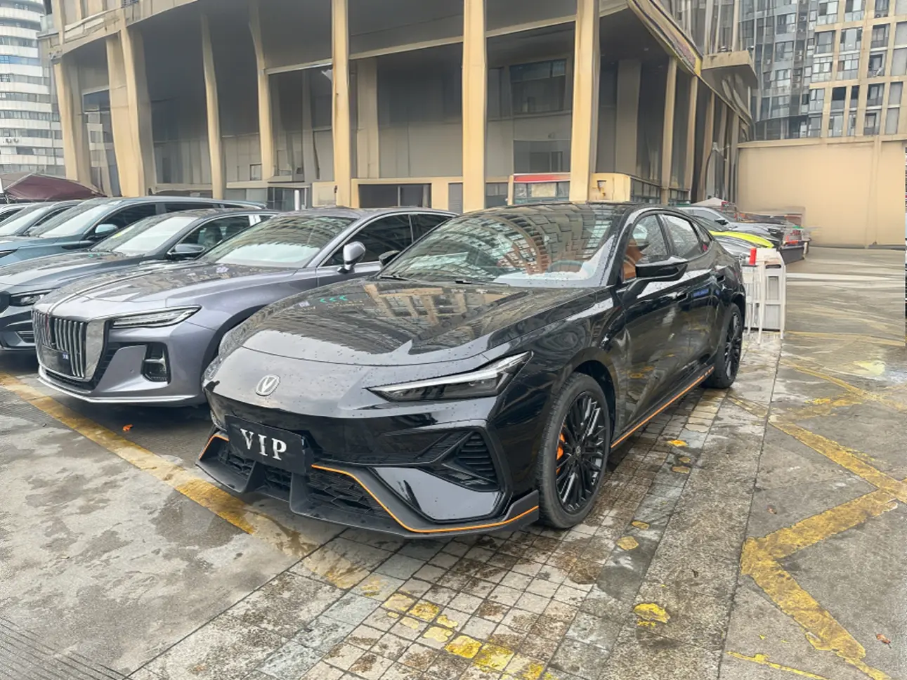 Changan UNI-V  из Китая
