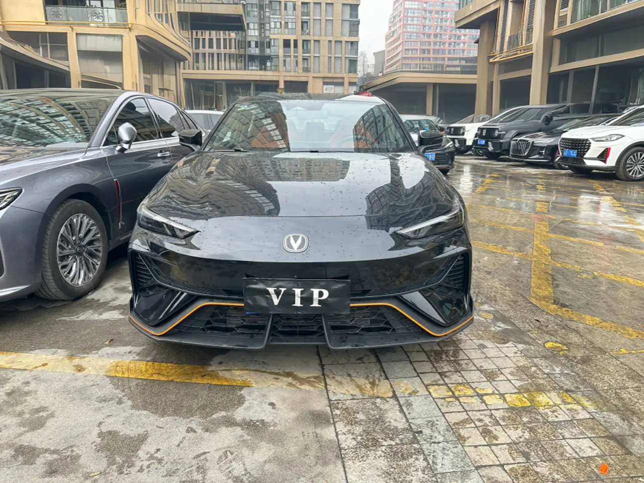 Changan UNI-V  из Китая