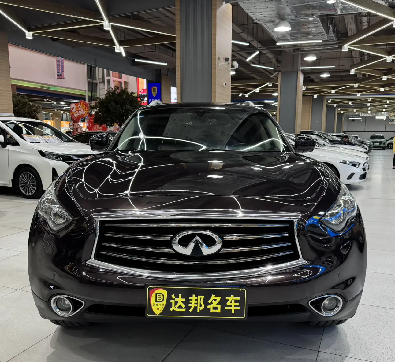 Infiniti QX70  из Китая
