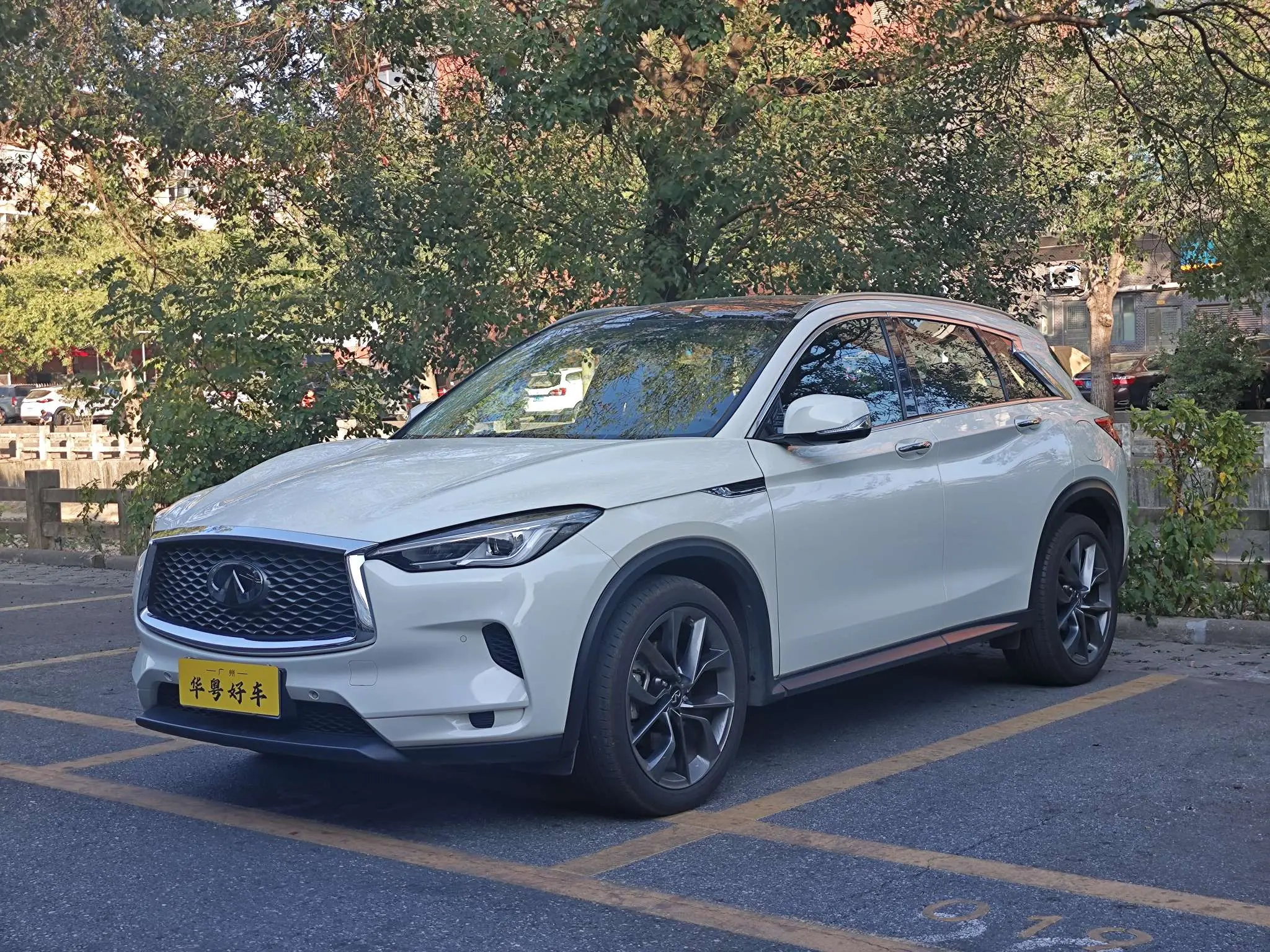 Infiniti QX50  из Китая