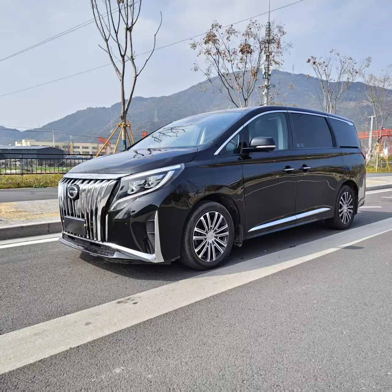 GAC Trumpchi M8  из Китая