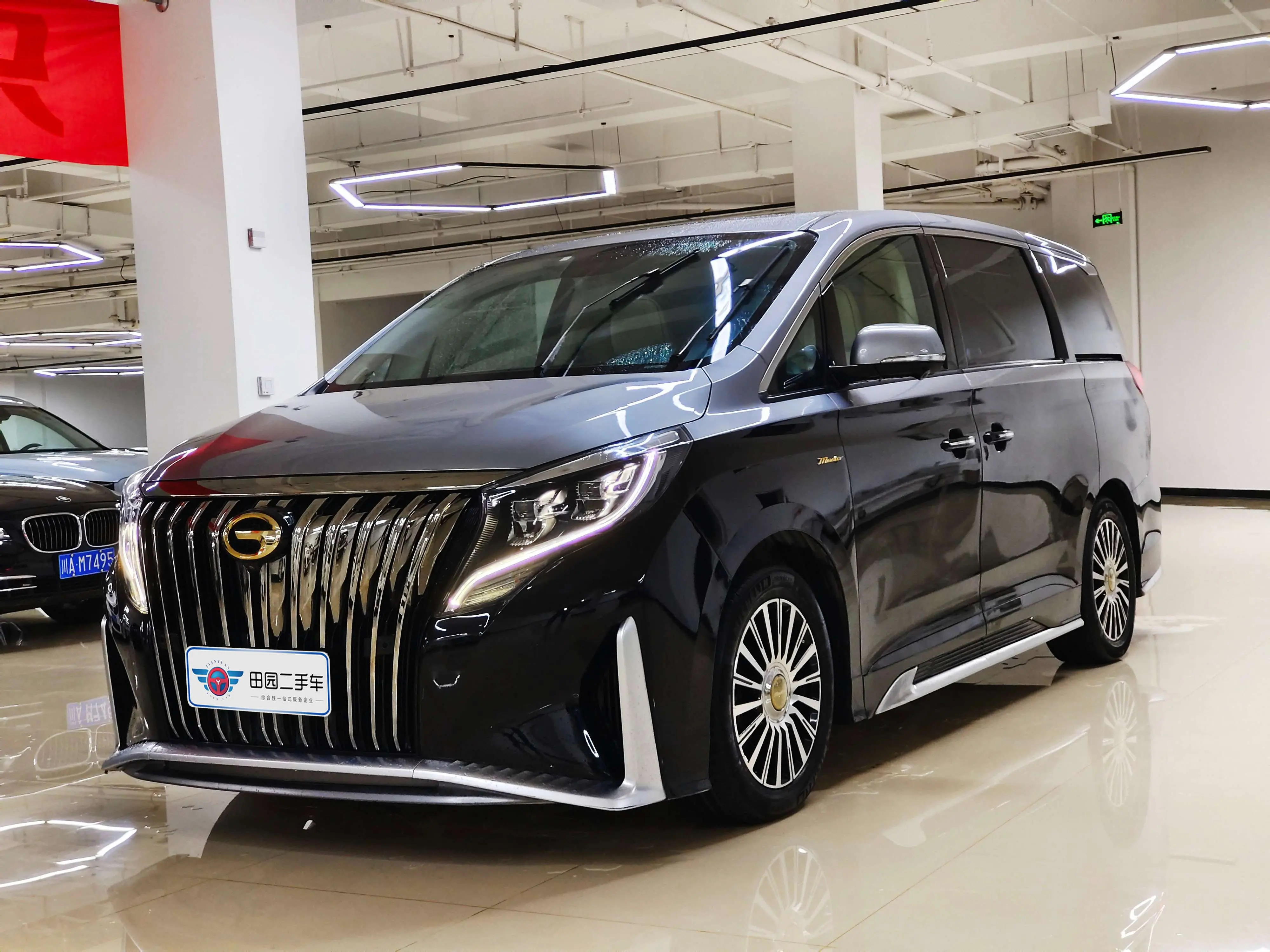 GAC Trumpchi M8  из Китая
