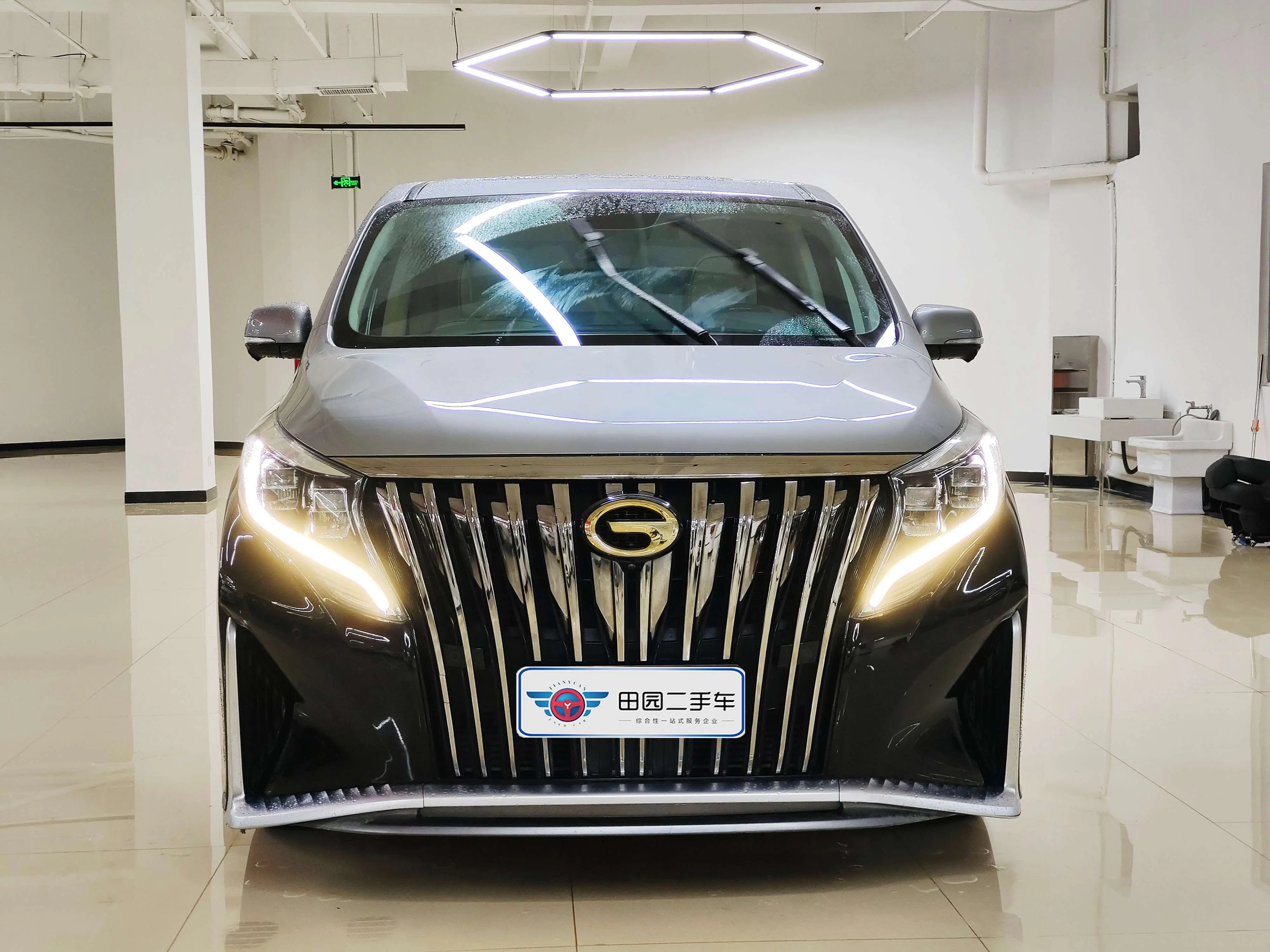 GAC Trumpchi M8  из Китая