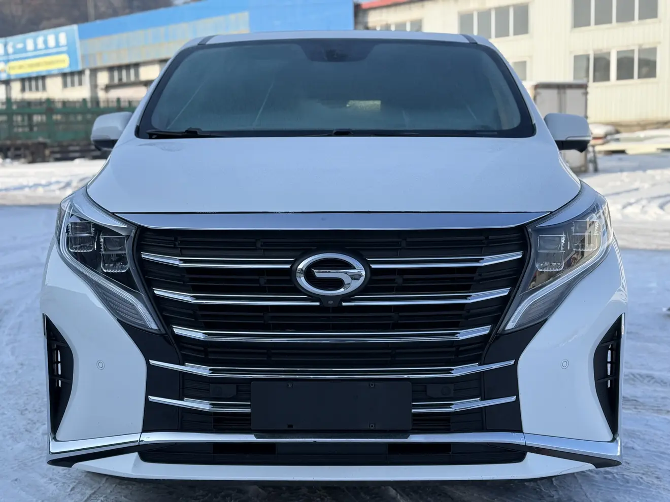 GAC Trumpchi M8  из Китая
