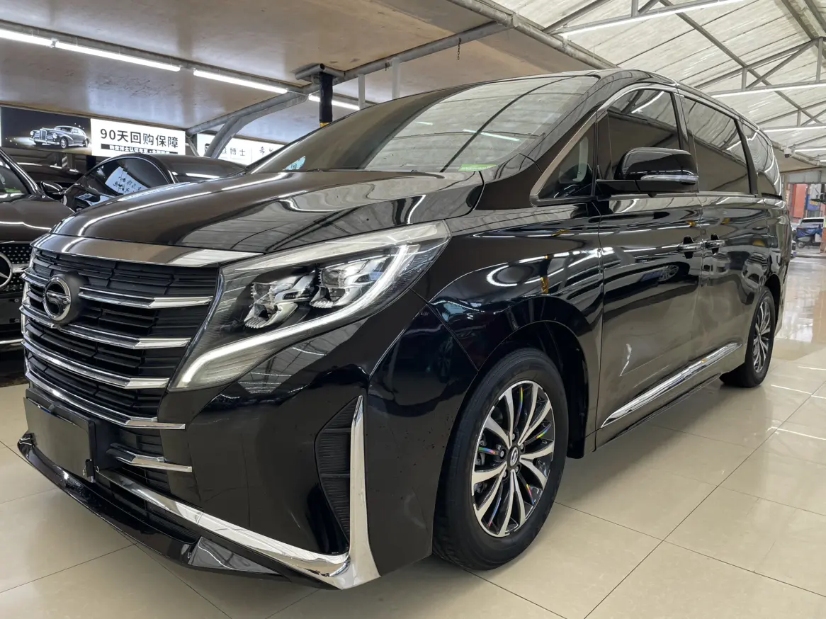 GAC Trumpchi M8  из Китая