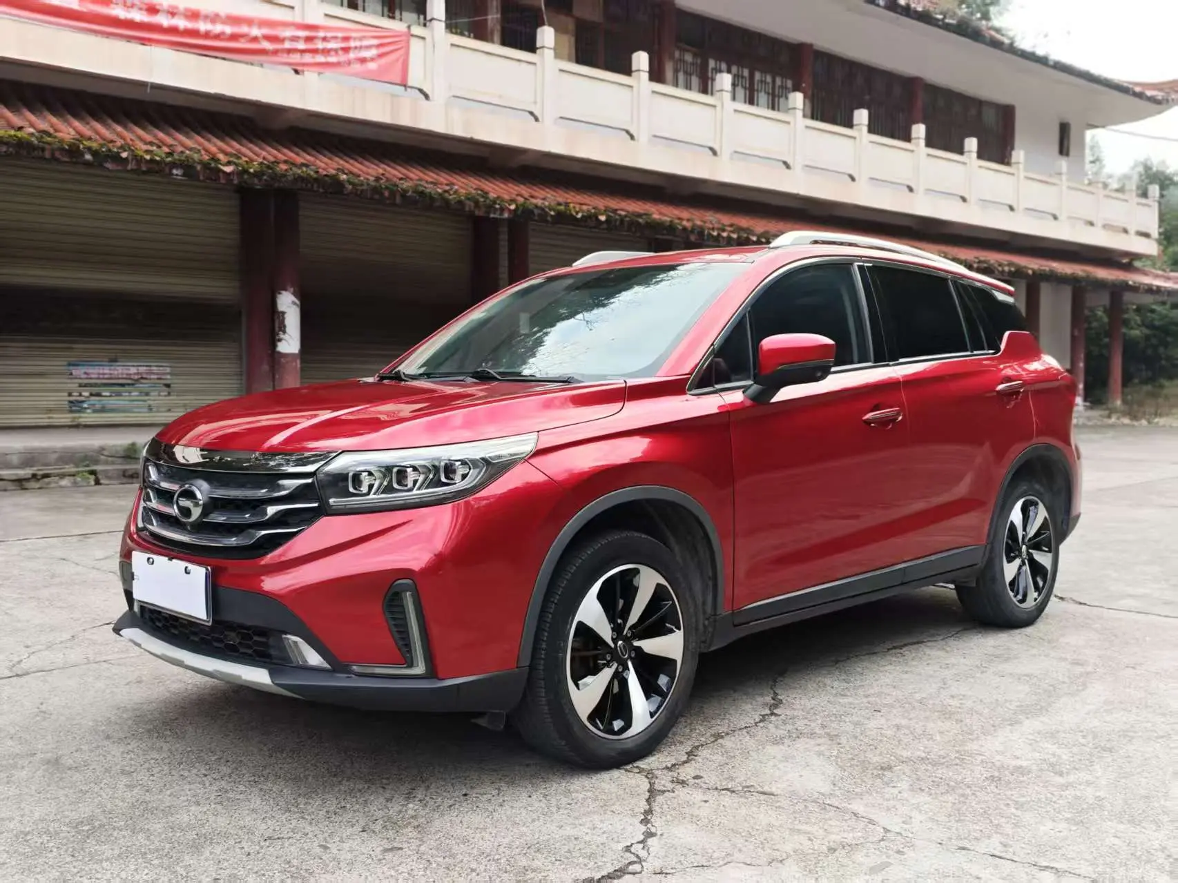 GAC Trumpchi GS4  из Китая